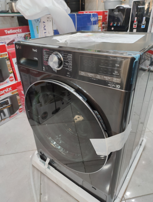 ماشین لباسشویی ال جی مدل V12 دودی 12کیلو و 8 کیلو خشک کن100%